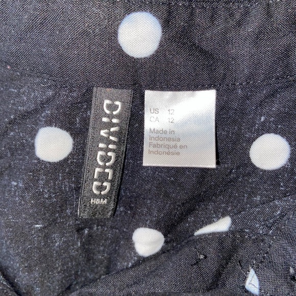 Polka dot Blouse - Picture 3 of 3